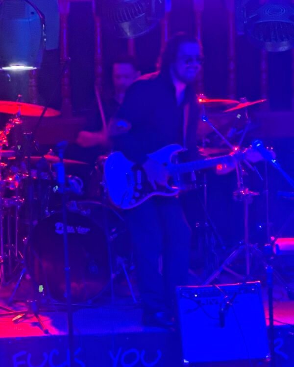 DOGS TRIBUTO A PINK FLOYD